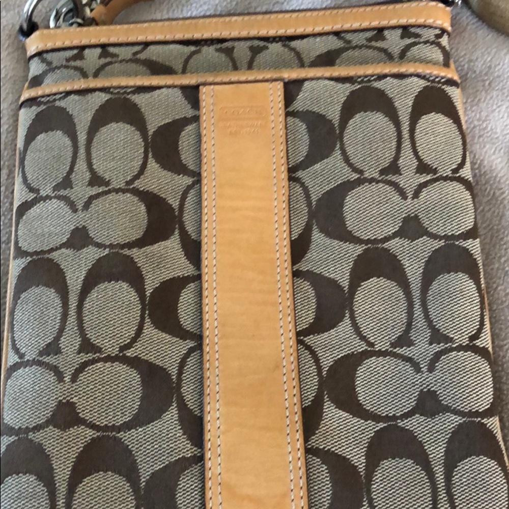 COPY - Coach crossbody bag - Picture 2 of 5